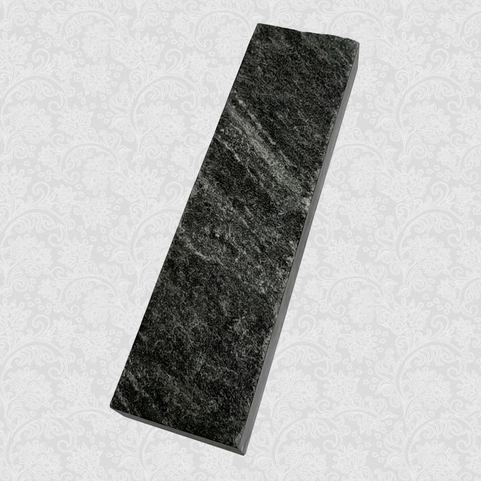 Плитка талькохлорит рваный камень 150х50х20 мм